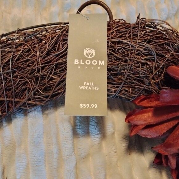 24" Artificial Bloom Room Fall Floral Wreath - Picture 7 of 8